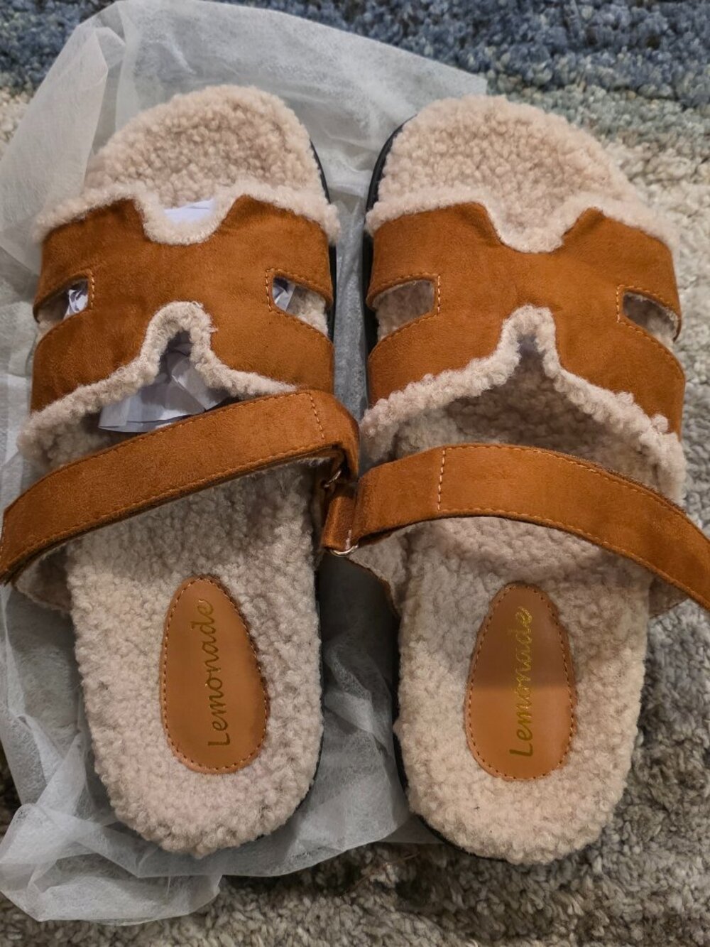 Slip on sandals Sz 8 Nwt